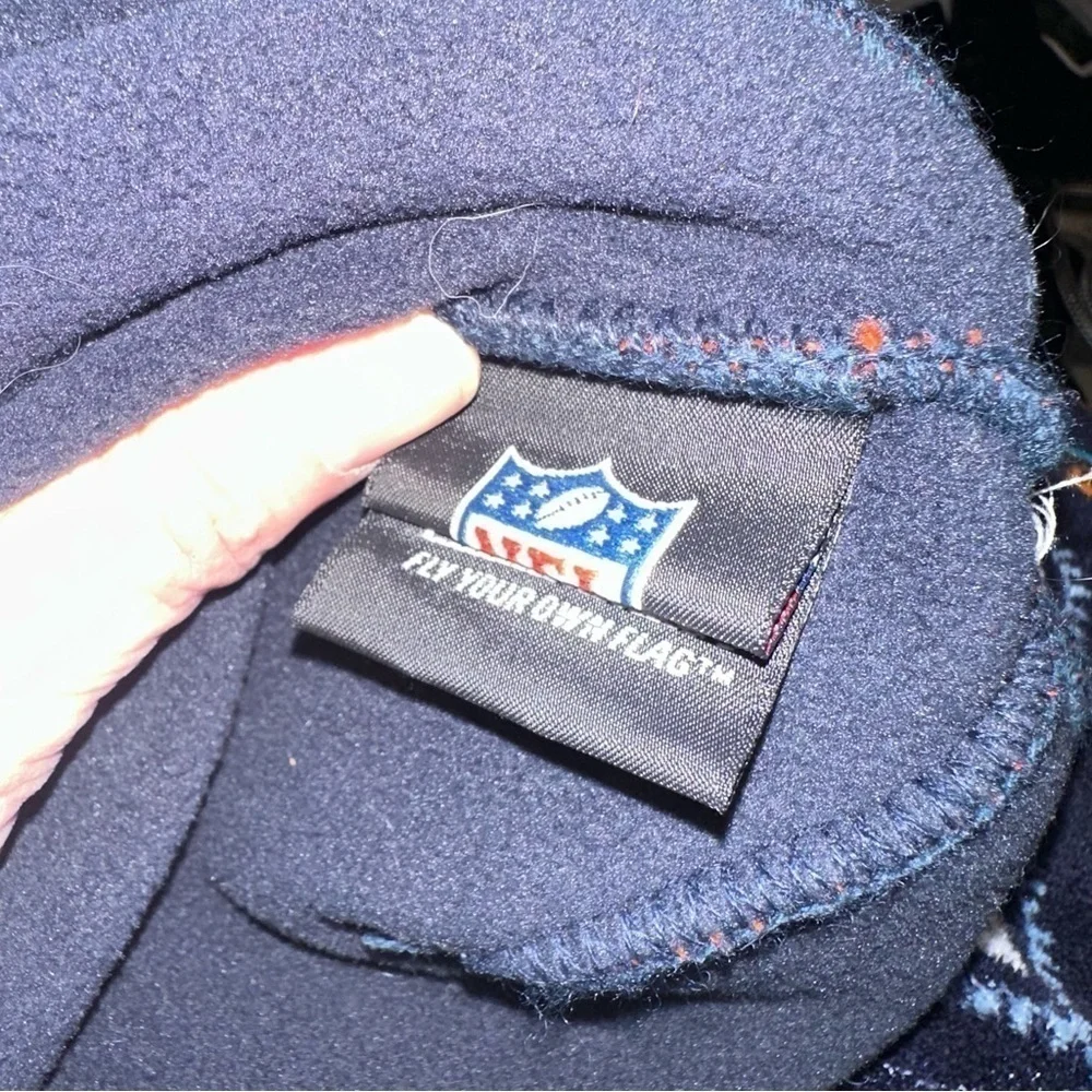 San Francisco Chacigo Bears New Era NFL beanie - Picture 3 of 3